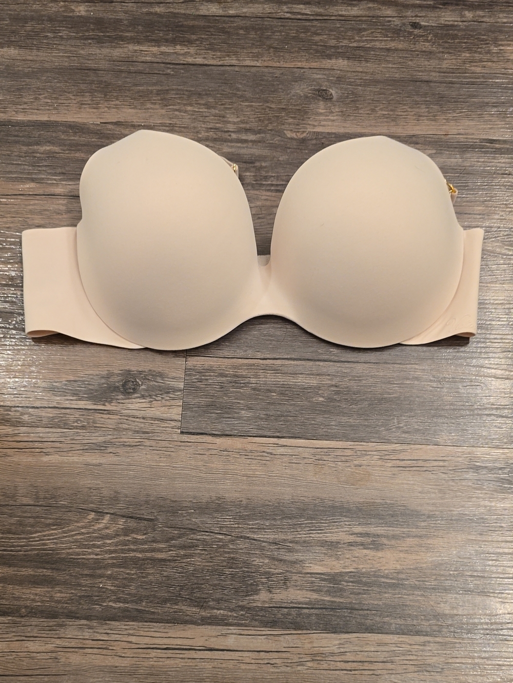 Victoria's Secret Strapless Smooth Nude/Light Beige Bandeau Bra